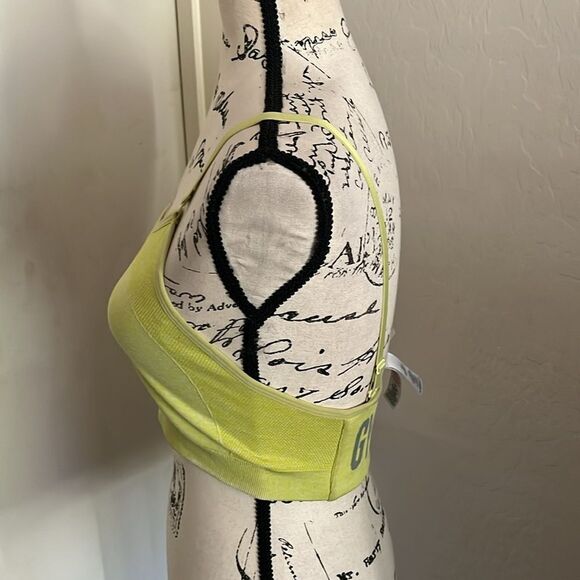 Gymshark Bright Yellow Green Athletic Sports Bra Gym Workout Athleisure Yoga - Picture 2 of 11